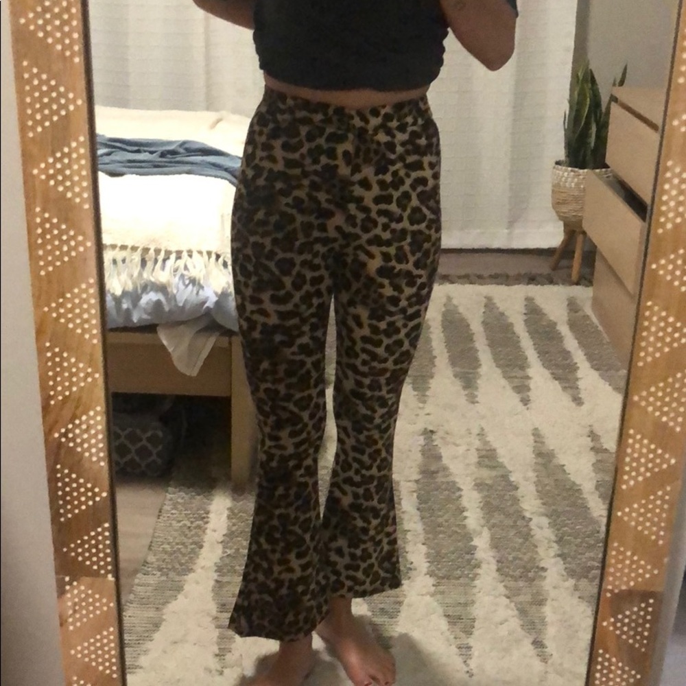 stretchy cheetah pants